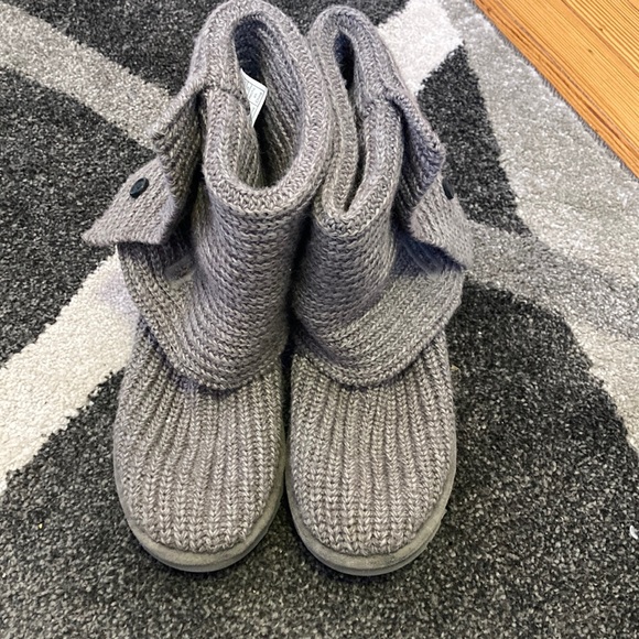 Womens Ugg sweater boots - Picture 1 of 6